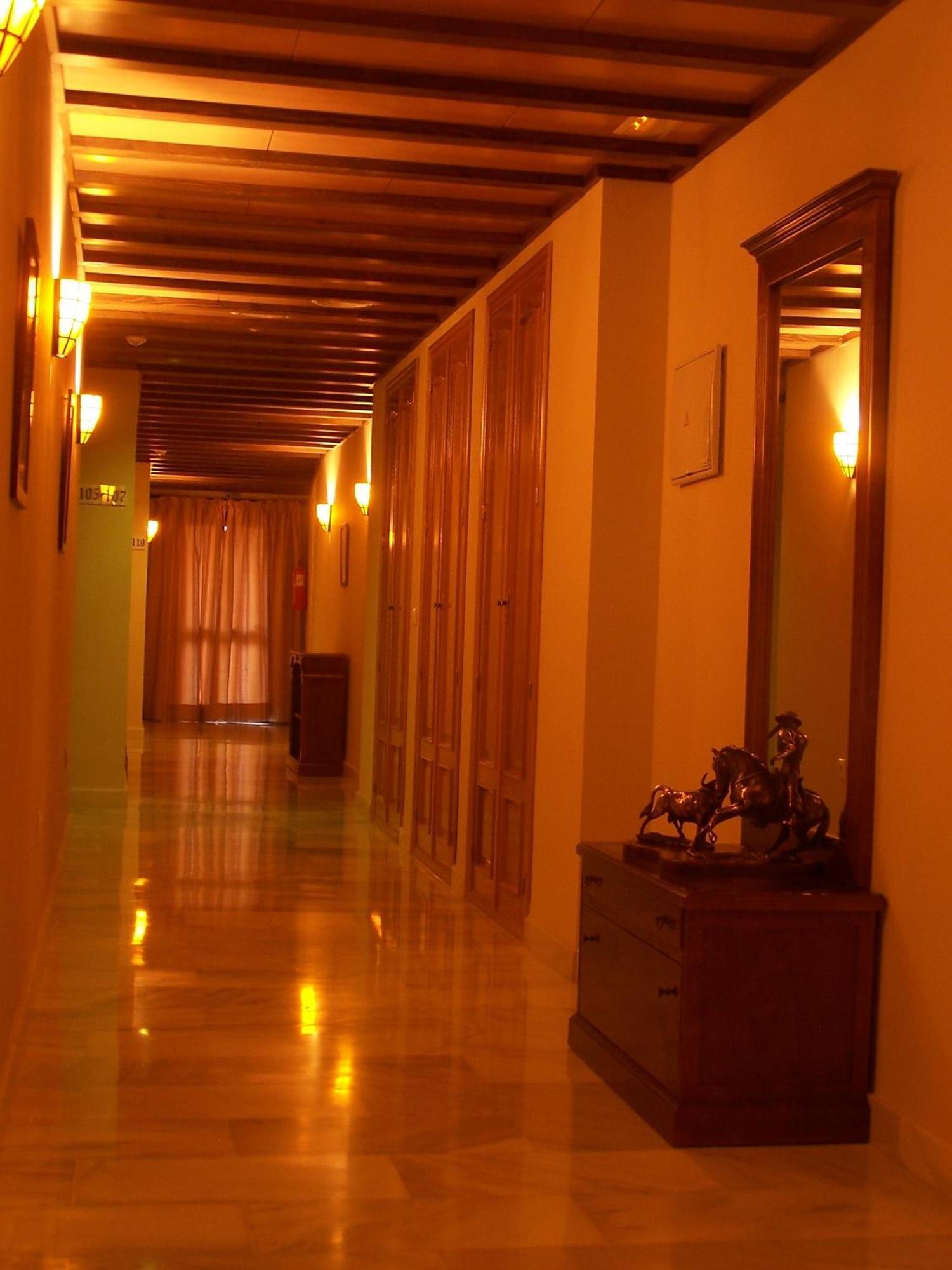 Hotel Las Casas Del Duque Osuna Eksteriør bilde