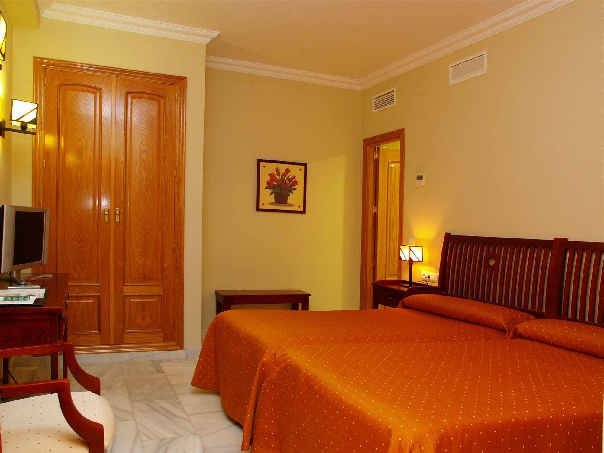 Hotel Las Casas Del Duque Osuna Eksteriør bilde